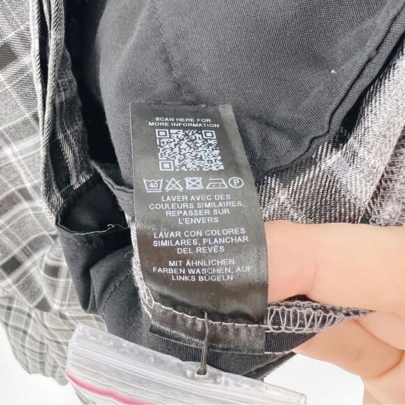 NWOT Asos Design Tapered Smart Cargo Pants in Gray Check Multi Pockets Sz 30x32 - Picture 10 of 11